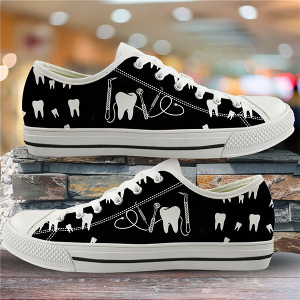 ELVISWORDS Sneakers Women Low Top Casual Canvas